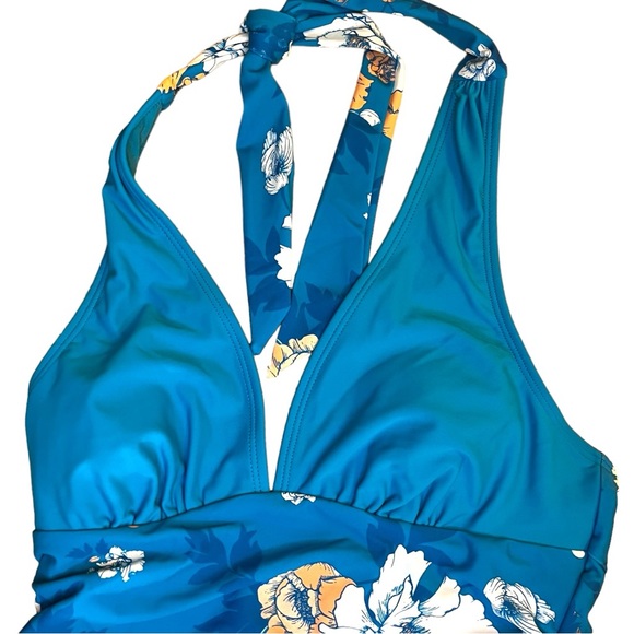 Cupshe Seafoam Garden One Piece Swimsuit with Tummy Control in Teal Floral NWT - Picture 5 of 16